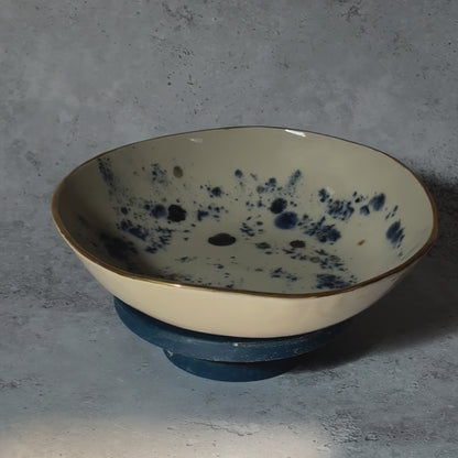 Serving bowl